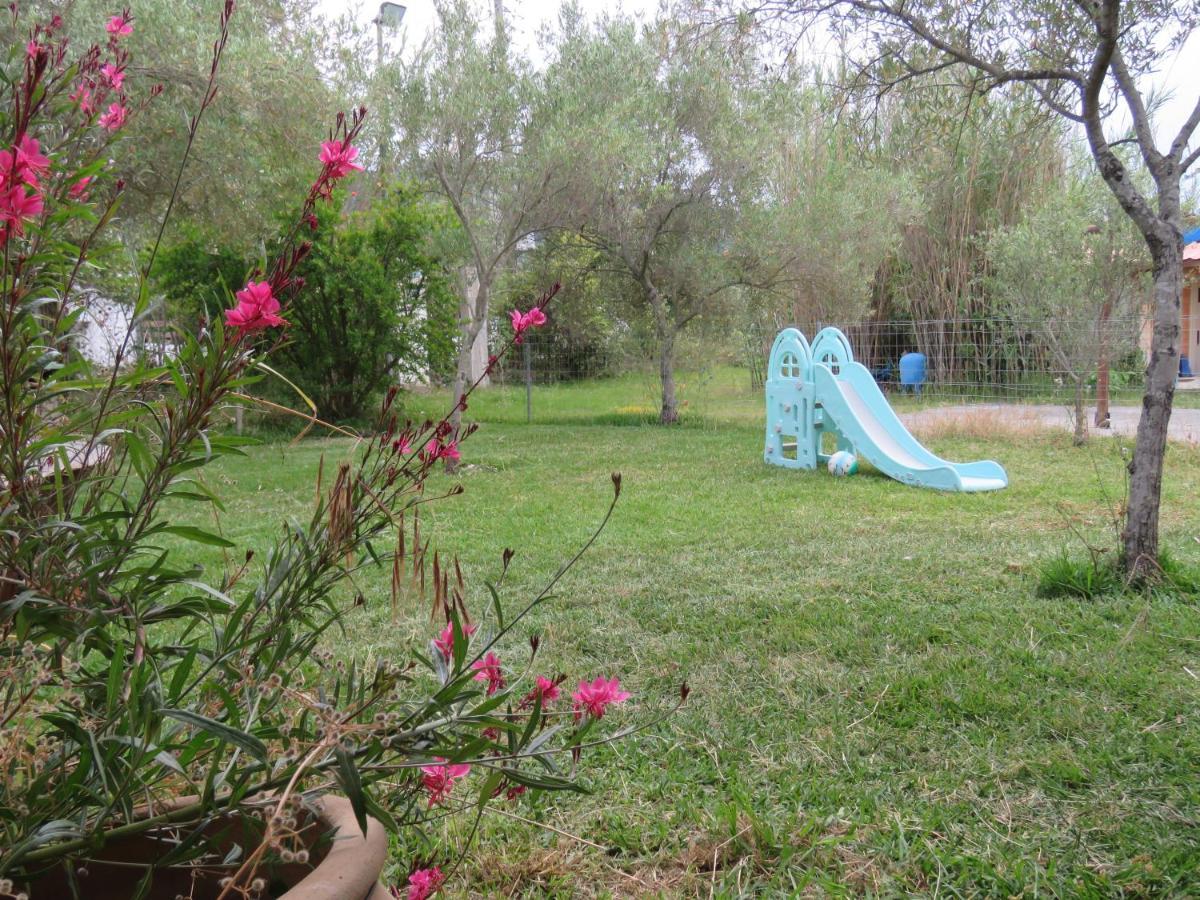 Sunday 2Br Welcome Stay Private Holiday House In Chalkidiki - Close To Karydi Beach ブアブロウ エクステリア 写真
